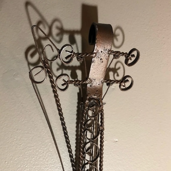 Vintage Violin Wrought Iron Wall Art 25” - Picture 5 of 8